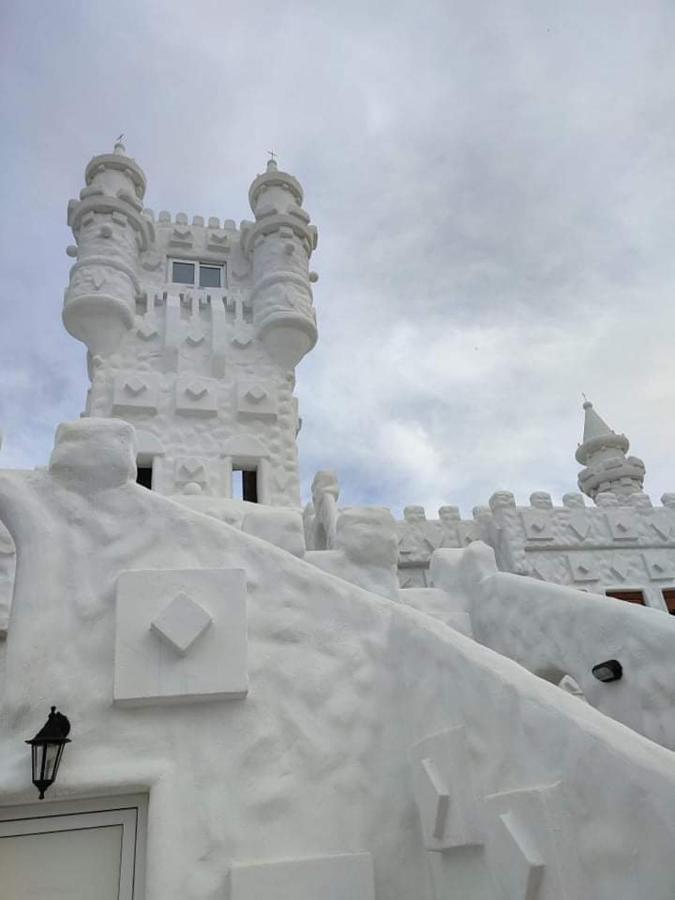 Snow White Castle Apartment Kiotari Eksteriør bilde